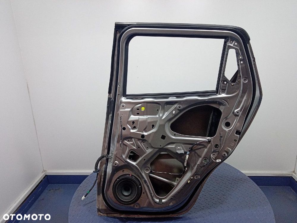 SUZUKI SWIFT MK8 DRZWI TYŁ PRAWE TYLNE CA3 - 2