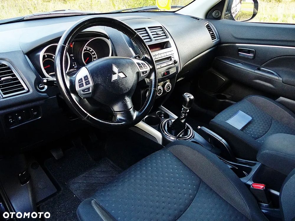 Mitsubishi ASX 1.8 DI-D 2WD Instyle - 18