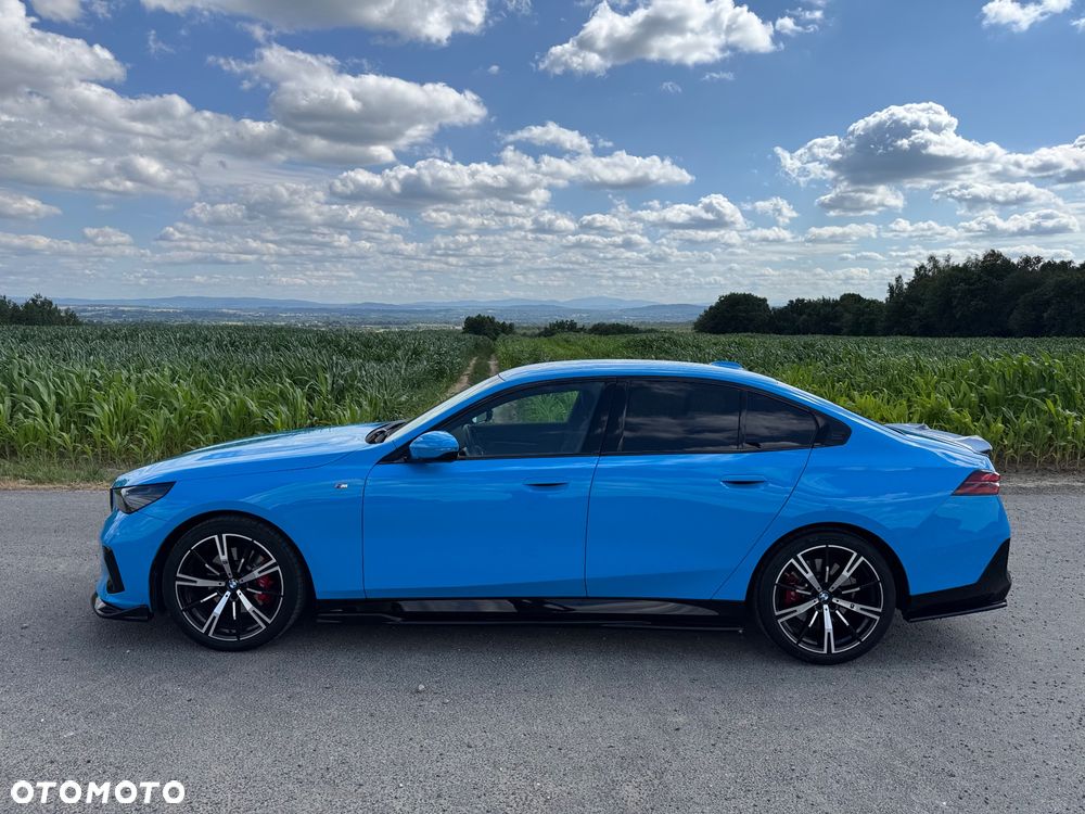 BMW Seria 5 520d xDrive mHEV - 3