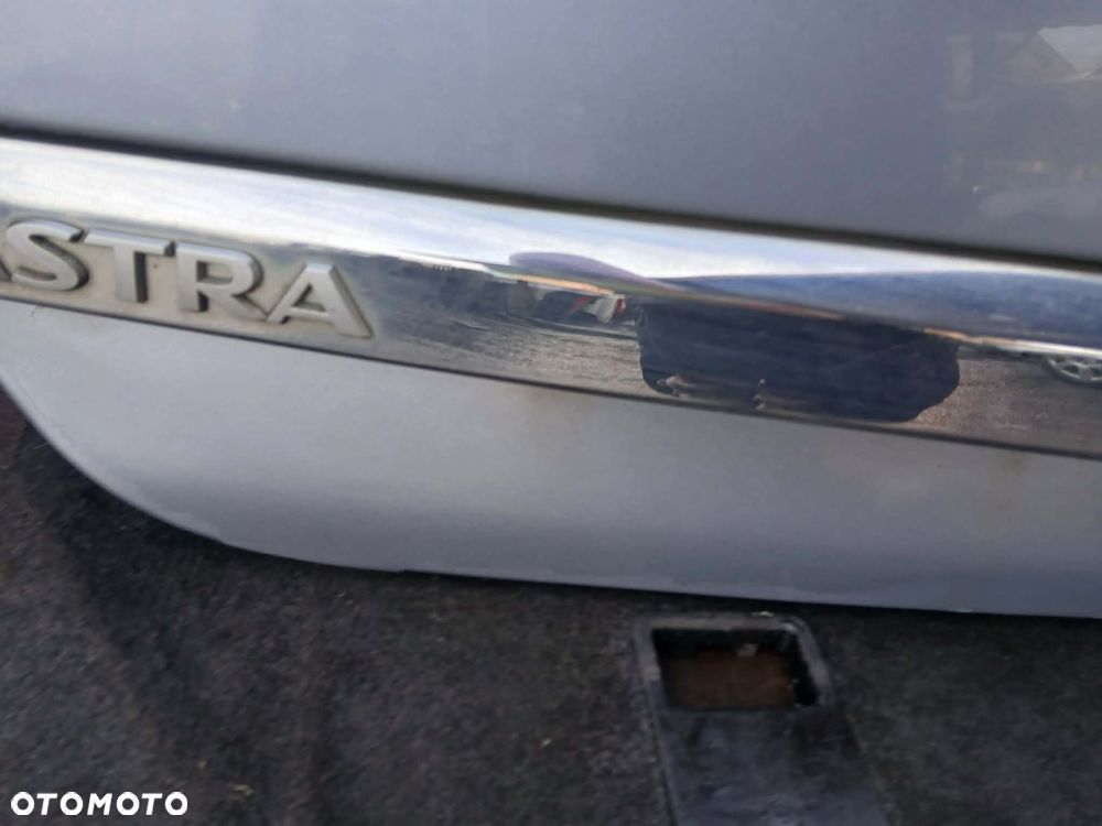 Opel Astra H III HB Klapa bagażnika kod lakieru Z163 - 2
