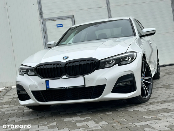 BMW Seria 3 330i M Sport sport