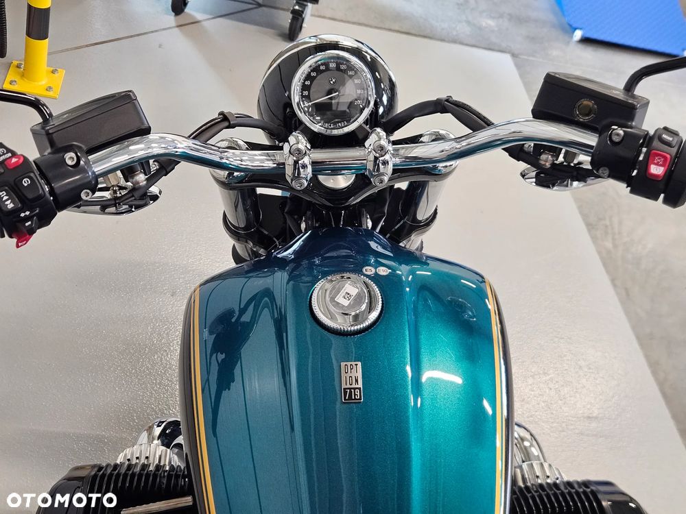 BMW R - 18