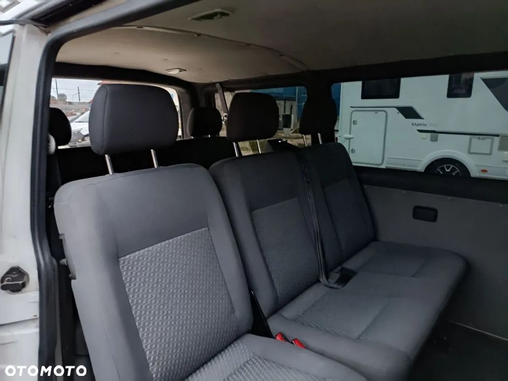 Volkswagen Transporter - 8