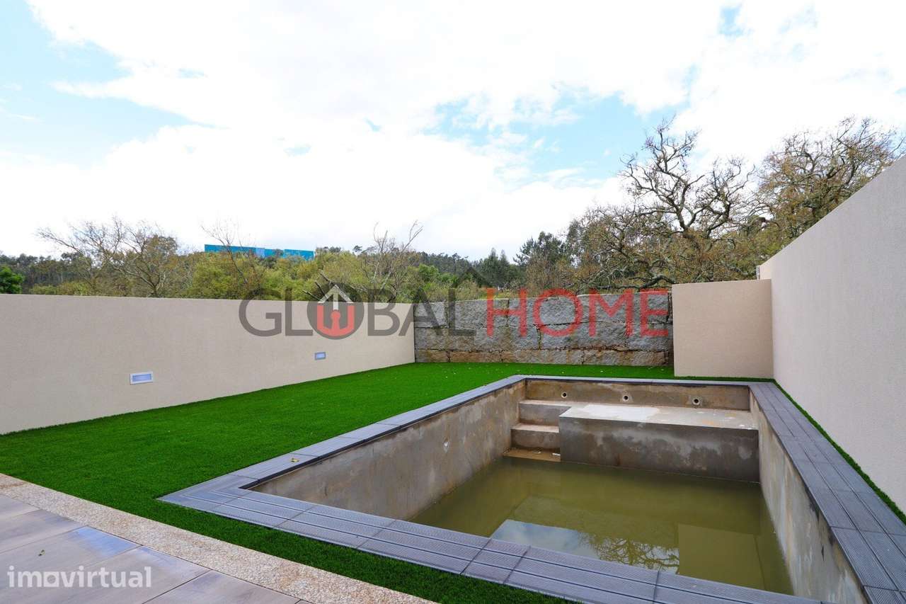 Moradia T3 Nova com Terraço e Piscina em São Pedro da Cova - Grande imagem: 5/60