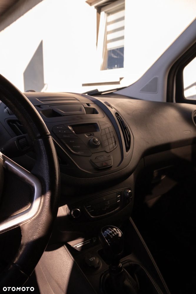 Ford Tourneo Courier - 9