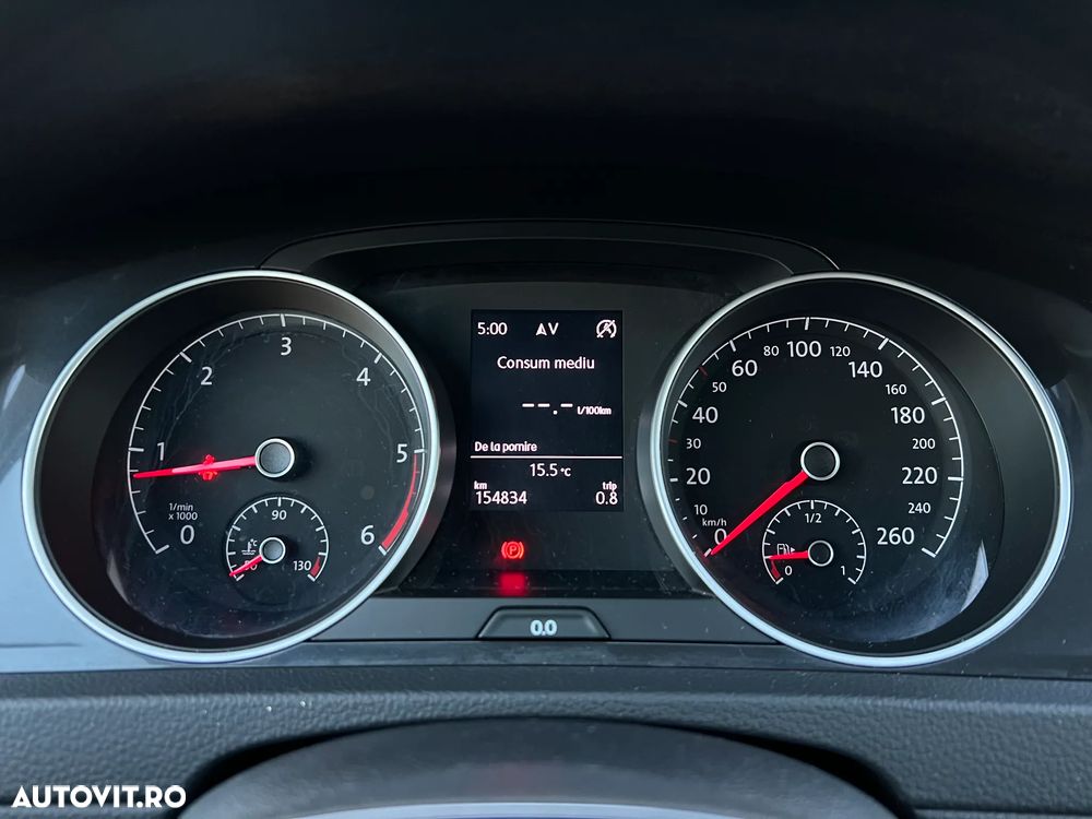 Volkswagen Golf 1.6 TDI SCR Comfortline - 15
