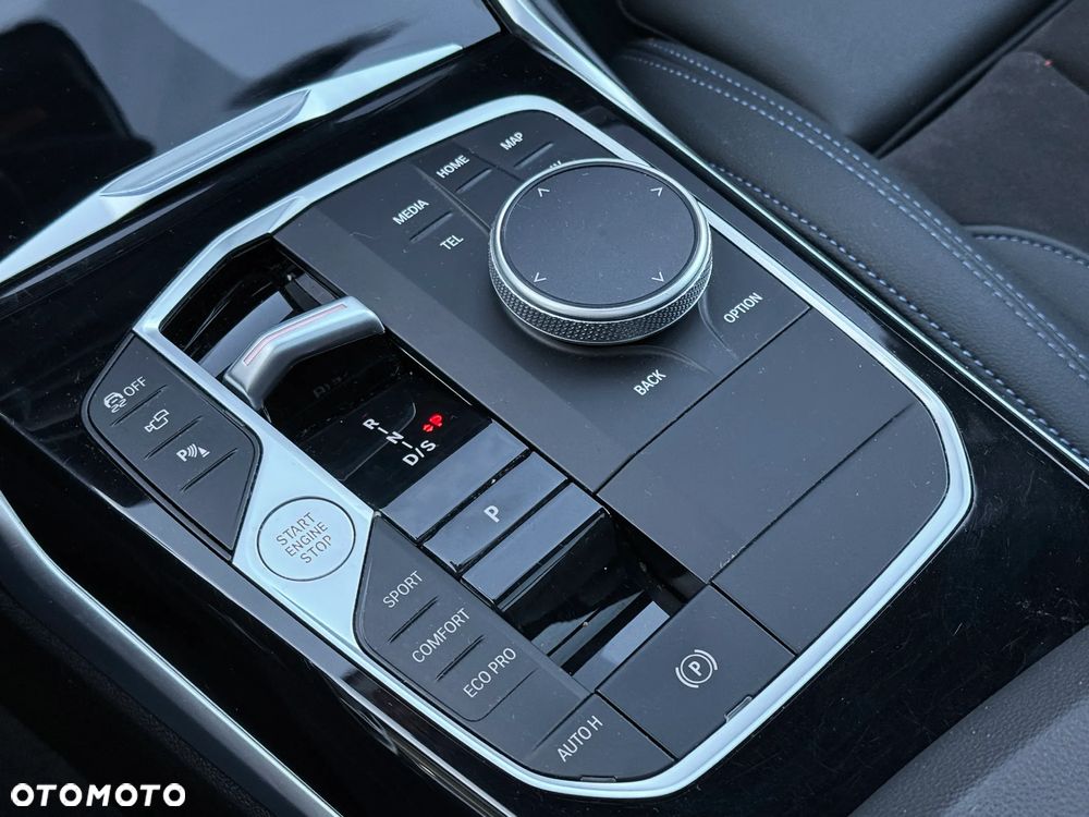 BMW Seria 3 320d xDrive M Sport Sport - 23