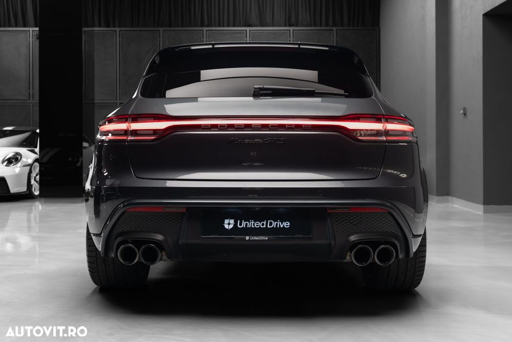 Porsche Macan - 39