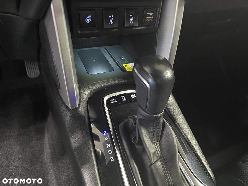 Toyota Corolla Cross - 26