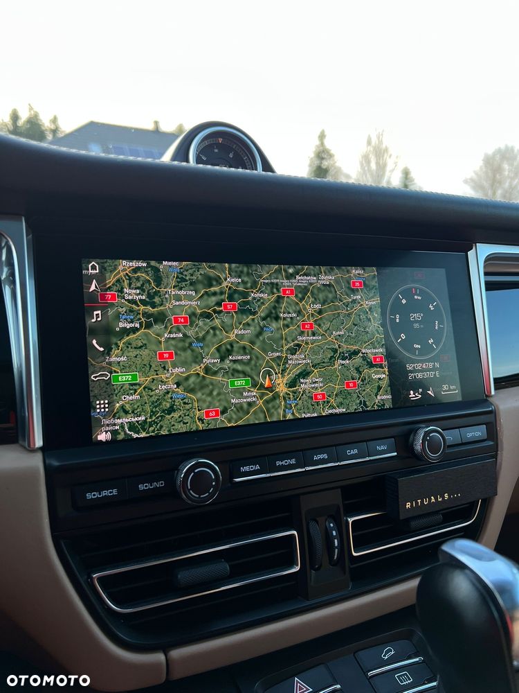 Porsche Macan - 34