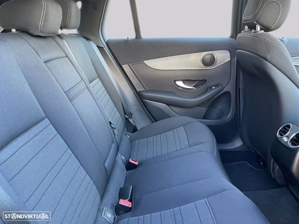 Mercedes-Benz EQC - 6