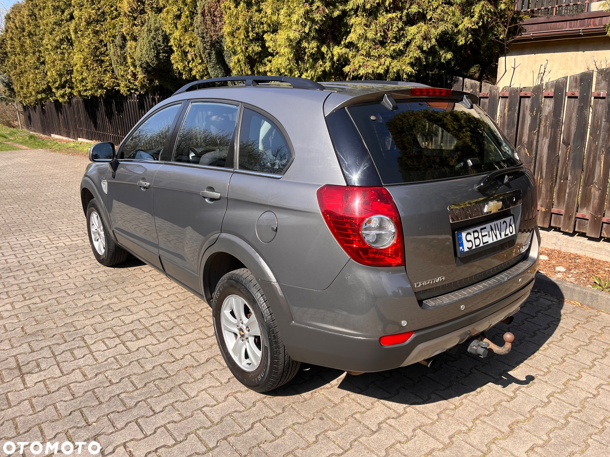 Chevrolet Captiva 2.4 2WD 5 Sitzer LS - 2