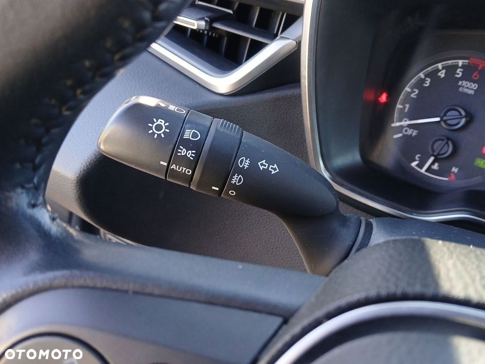 Toyota Corolla 1.8 Hybrid Comfort - 27