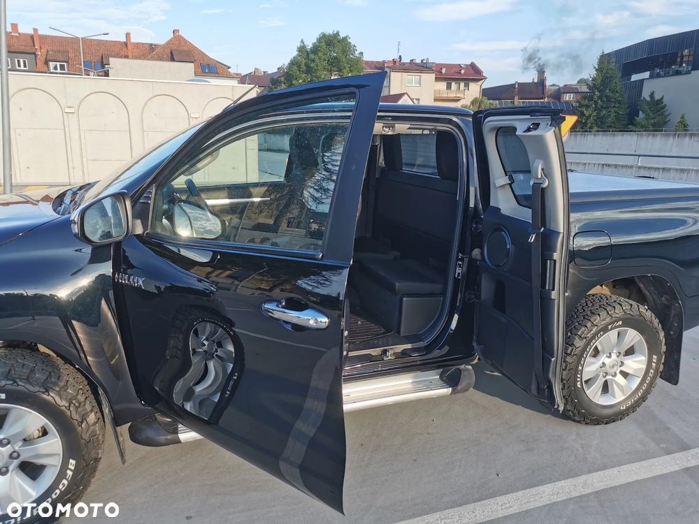 Toyota Hilux 2.4 D-4D Extra Cab DLX 4x4 - 14