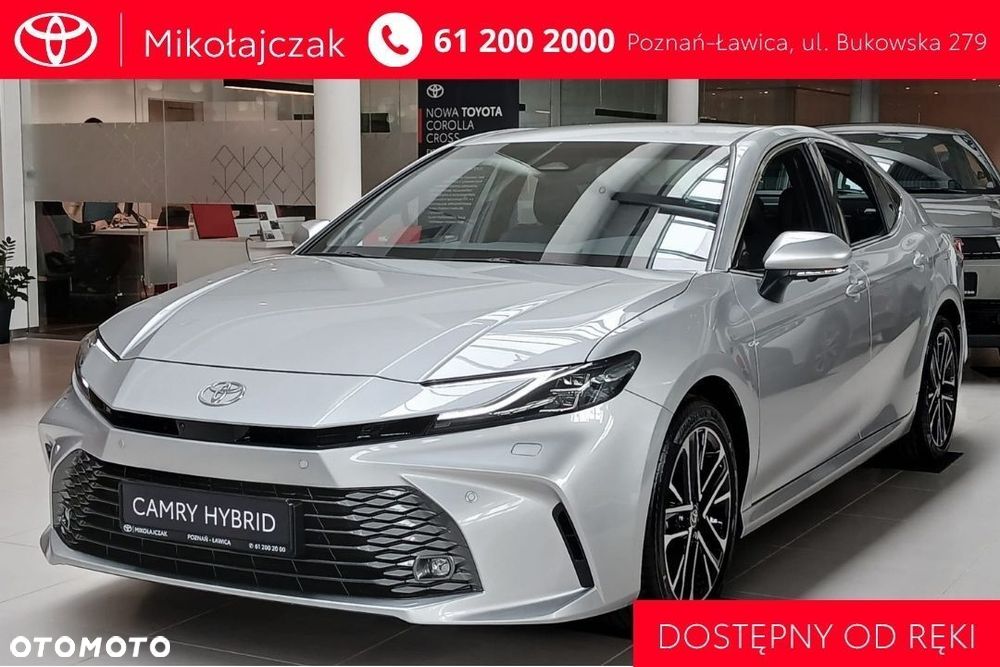 Toyota Camry - 1