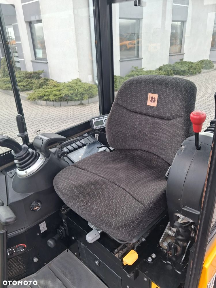 JCB 16 C-1 - 10