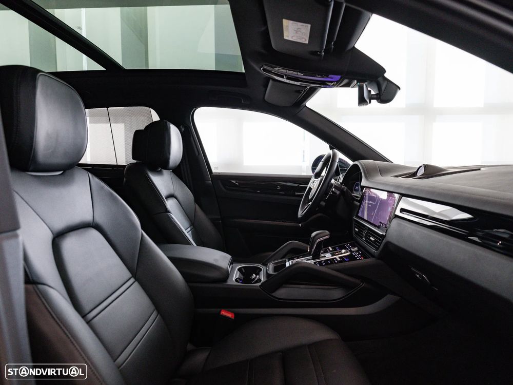 Porsche Cayenne E-Hybrid - 33