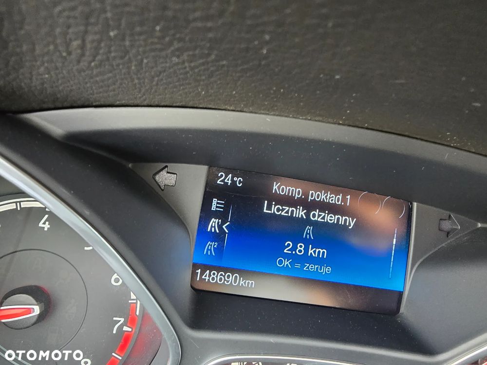 Ford Focus - 30