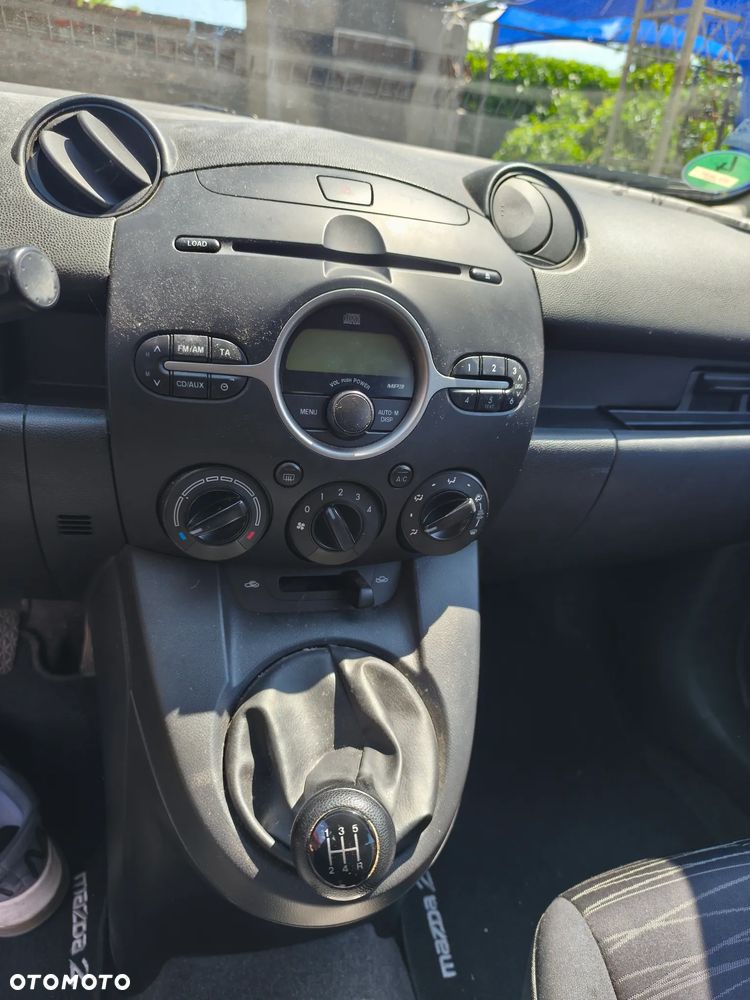 Mazda 2 1.3 Dynamic - 8