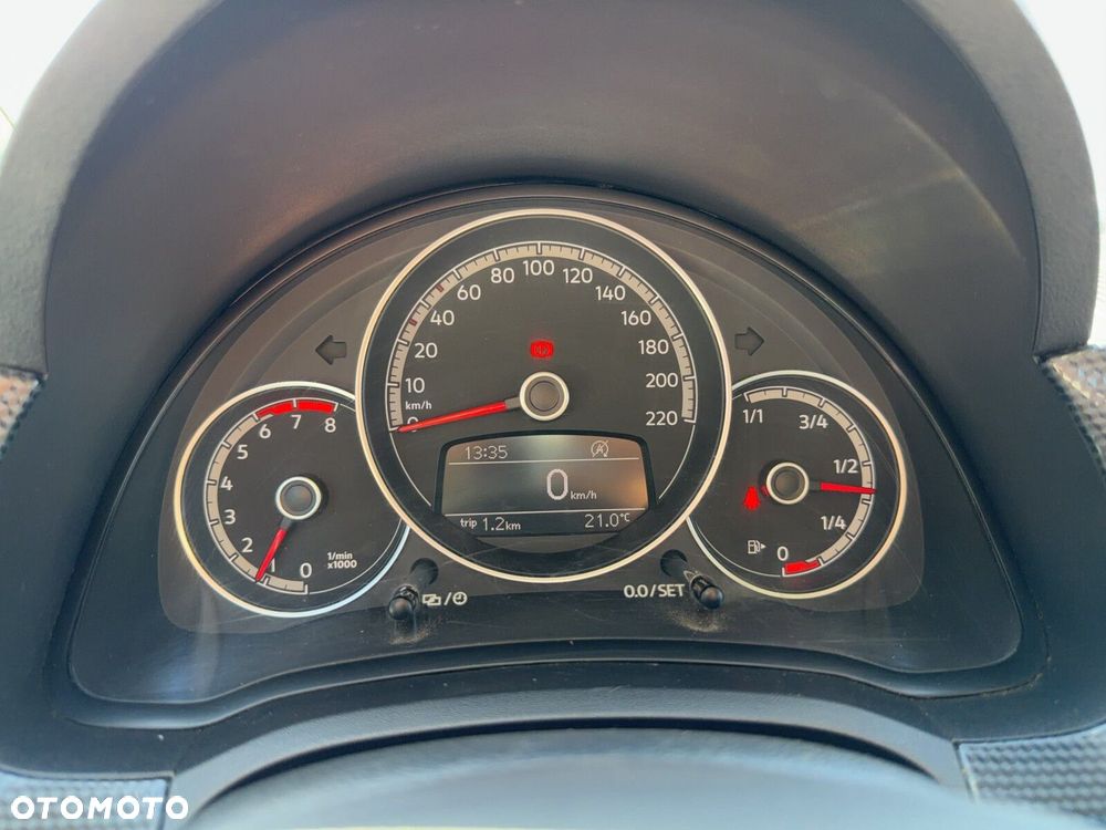Volkswagen up! 1.0 move - 16