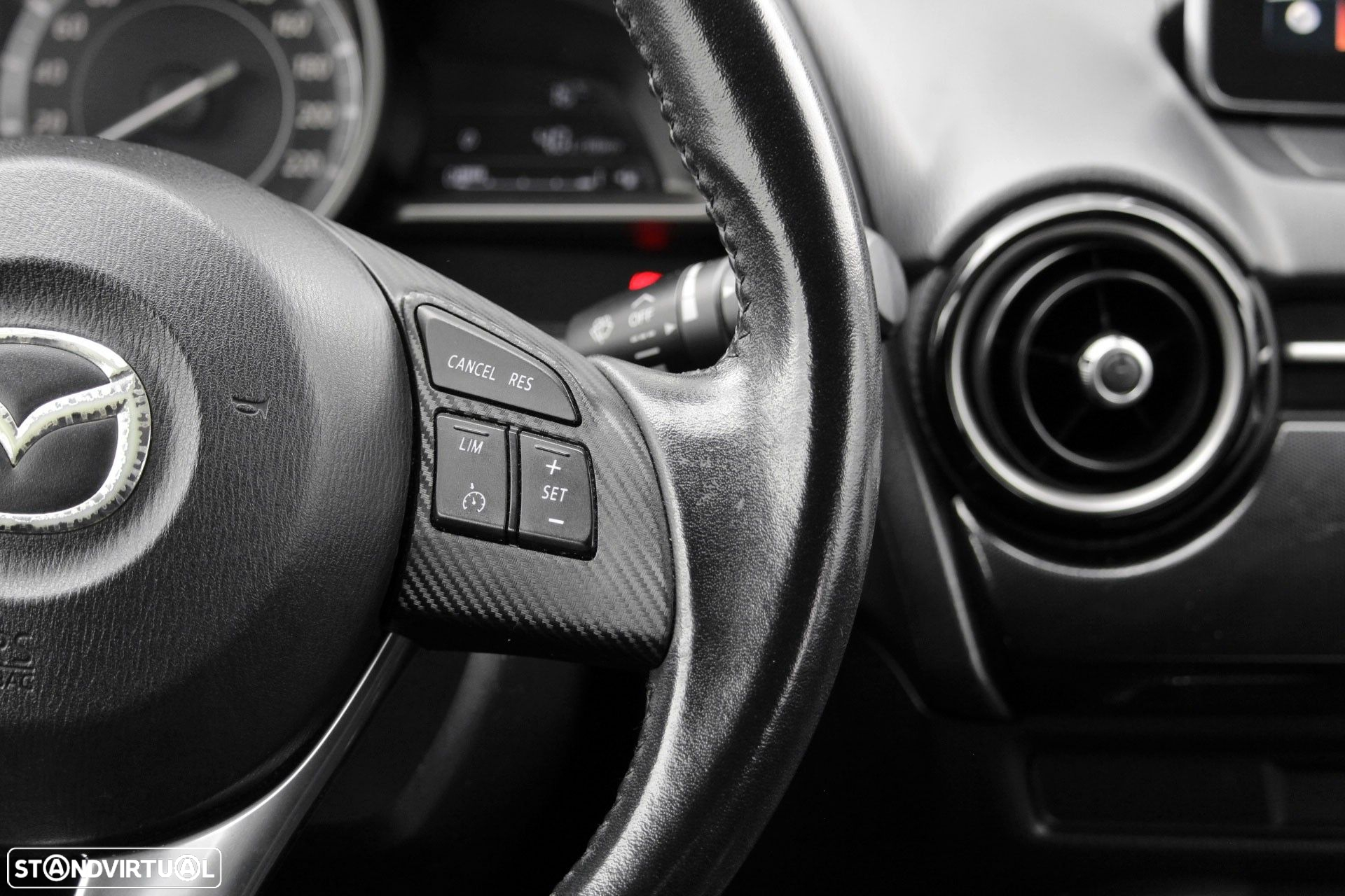 Mazda 2 1.5 Sky.Excellence Navi - 27
