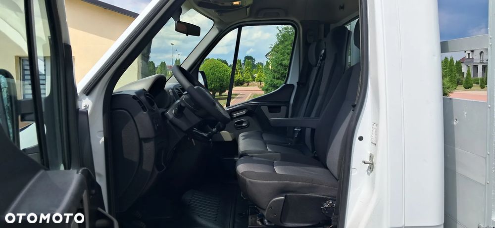 Renault Master 2.3 165 DCI RWD - 26