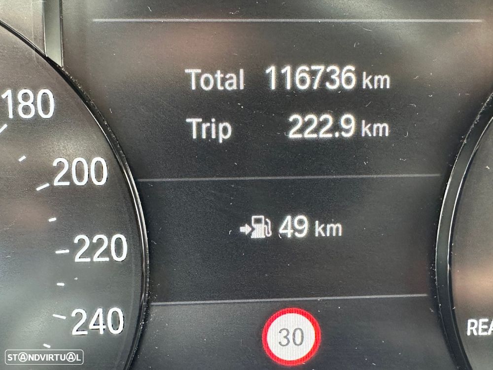 BMW 118 - 18