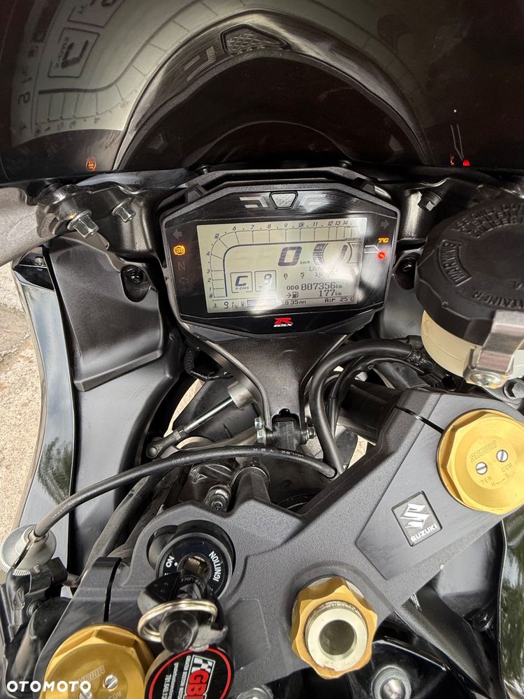 Suzuki GSX-R - 9