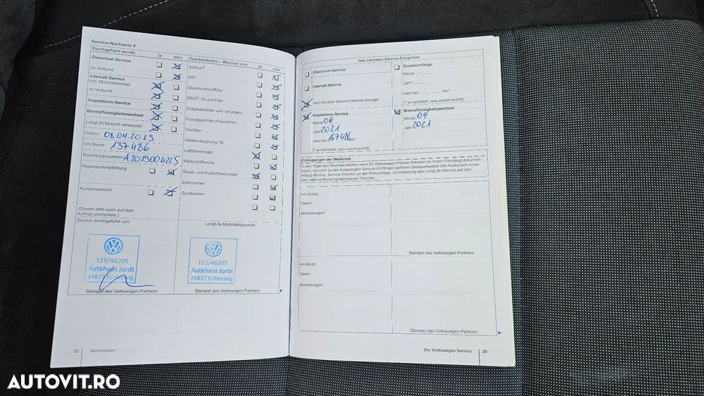 Volkswagen Golf Plus 1.2 TSI BlueMotion Technology Style - 25