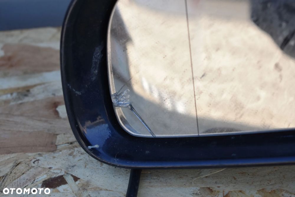 LUSTERKO LEWE AUDI A4 B6 LZ5L 5PIN - 2