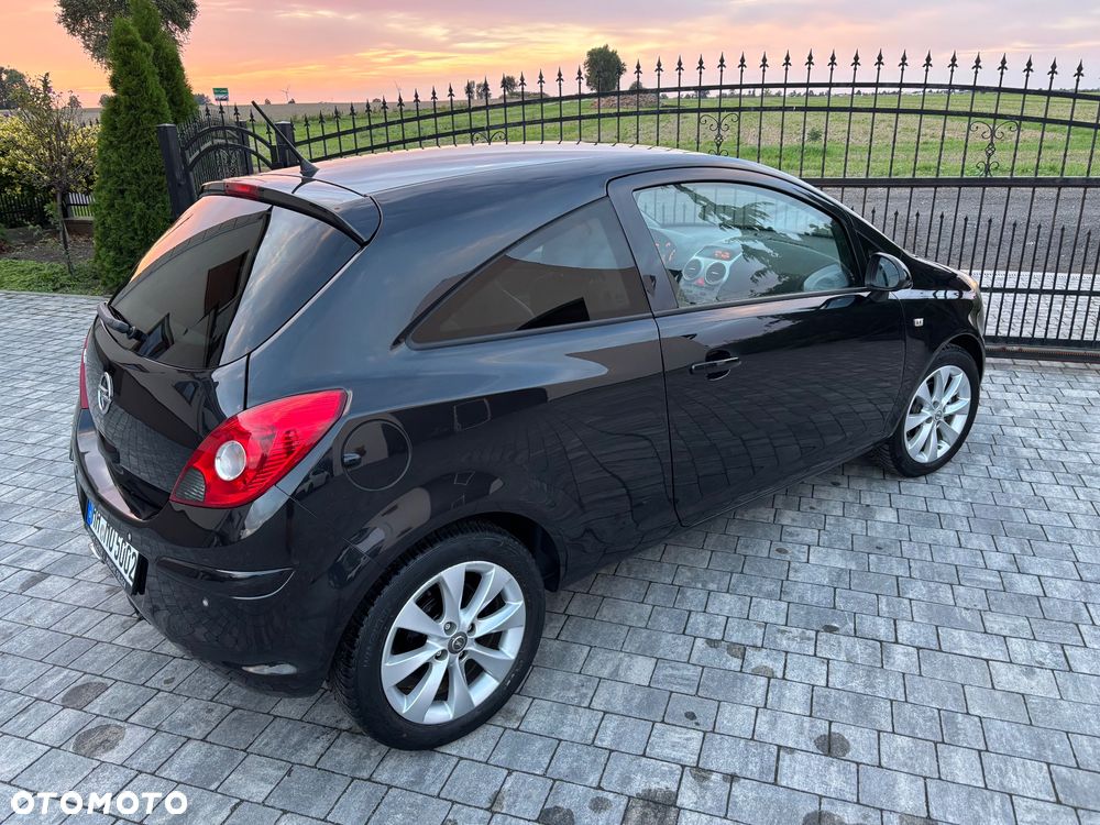 Opel Corsa 1.4 16V Automatik 150 Jahre - 9