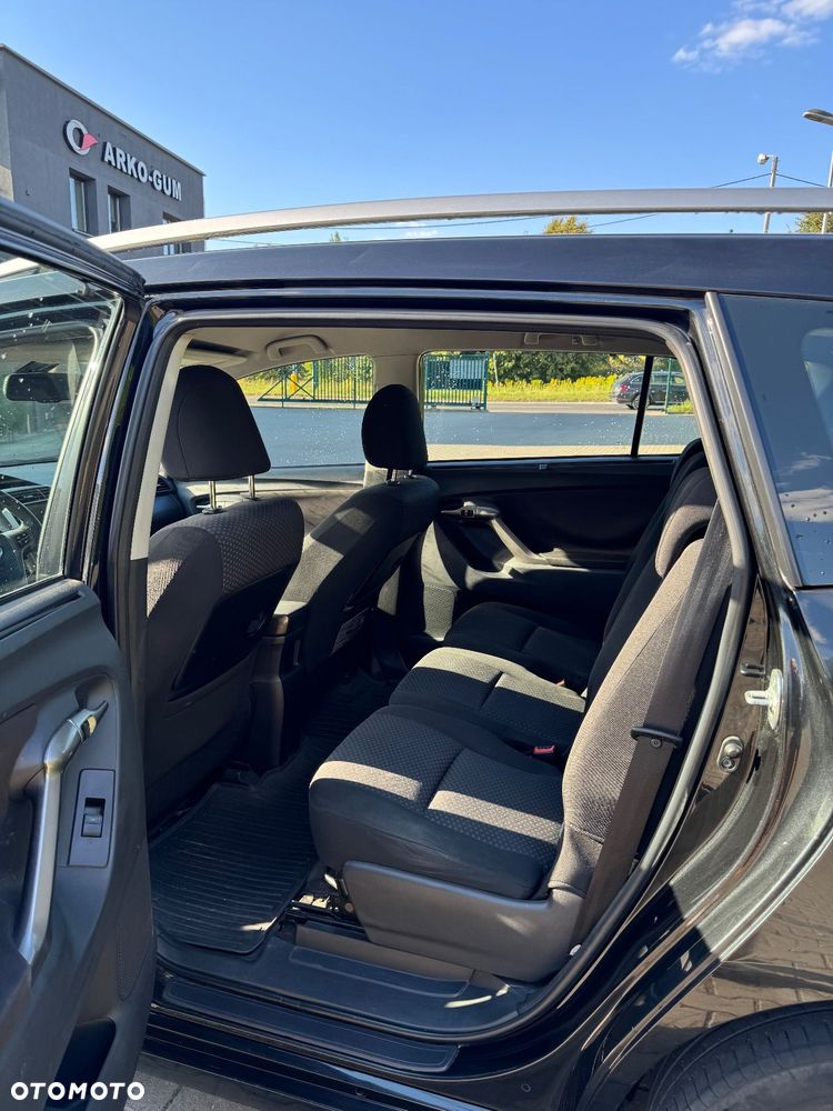 Toyota Verso 1.8 Prestige EU5 MS - 7