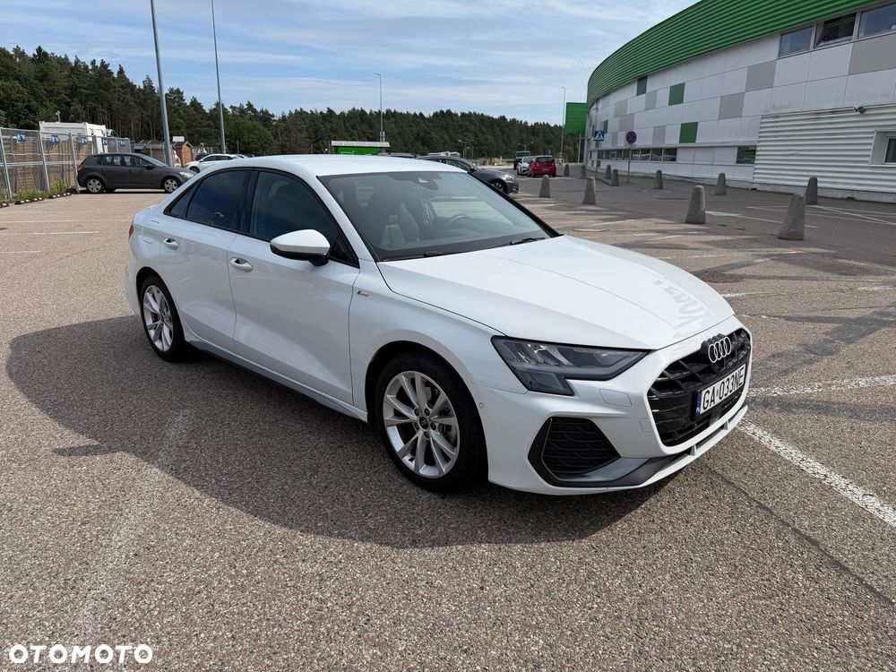 Audi A3 Limousine 30 TFSI S tronic S line - 1