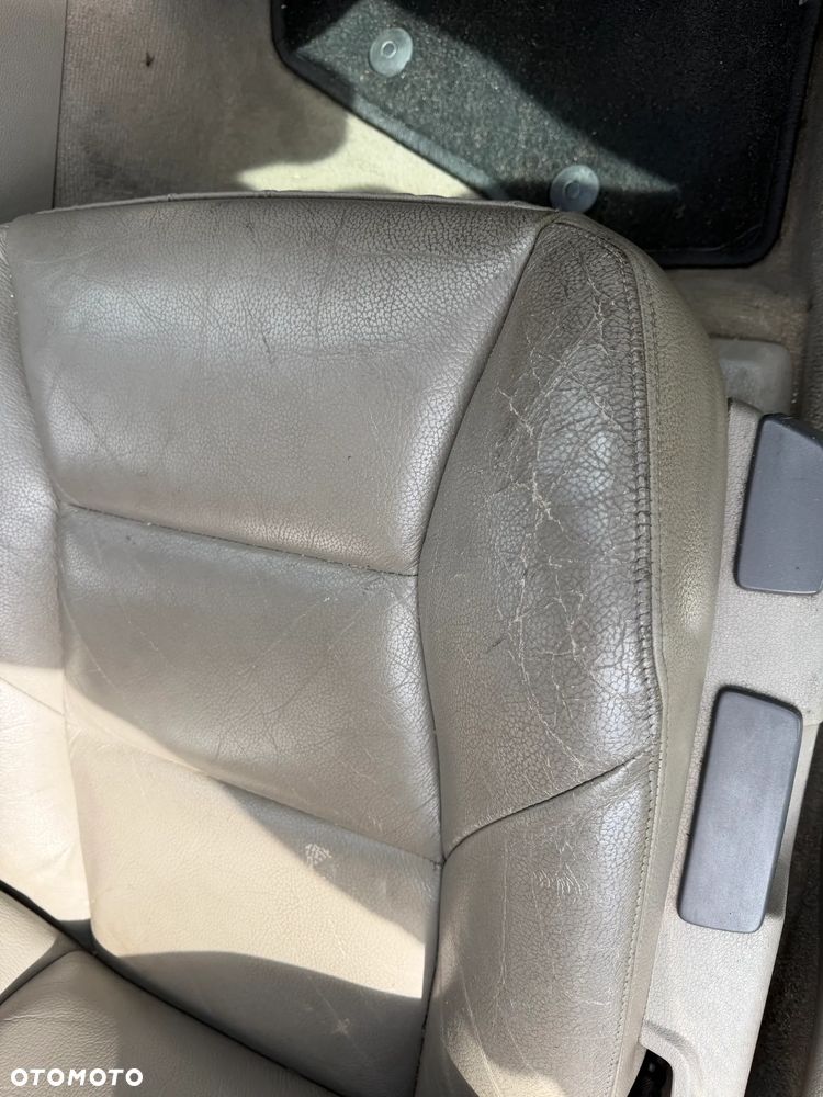 Volvo V70 2.4D5 - 15