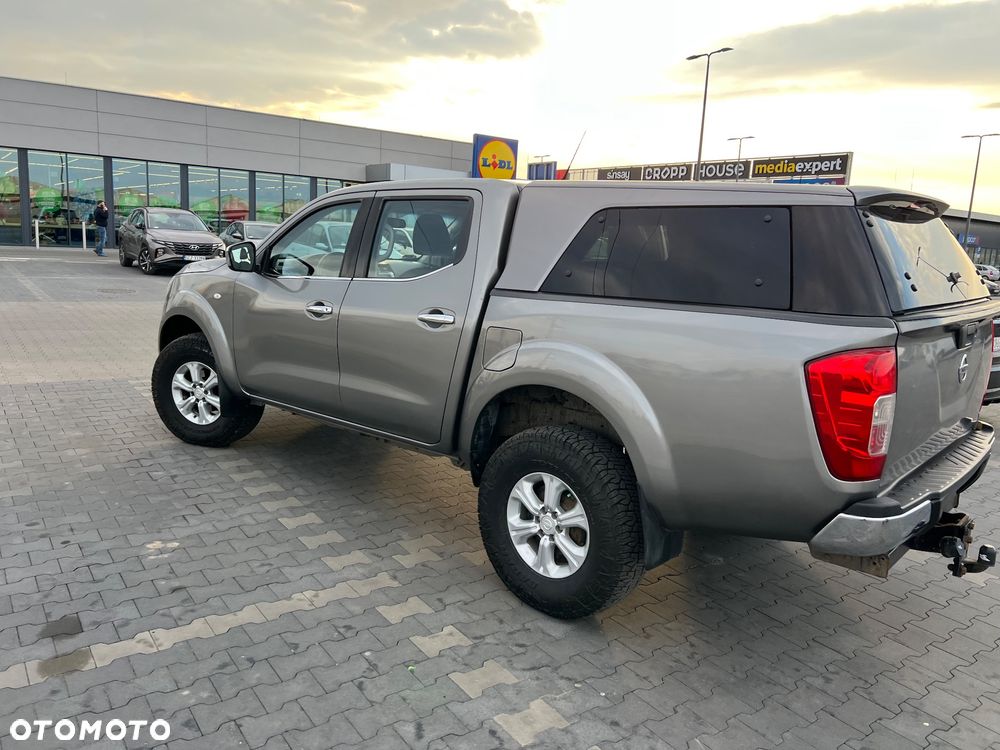 Nissan NP300 Pickup - 11