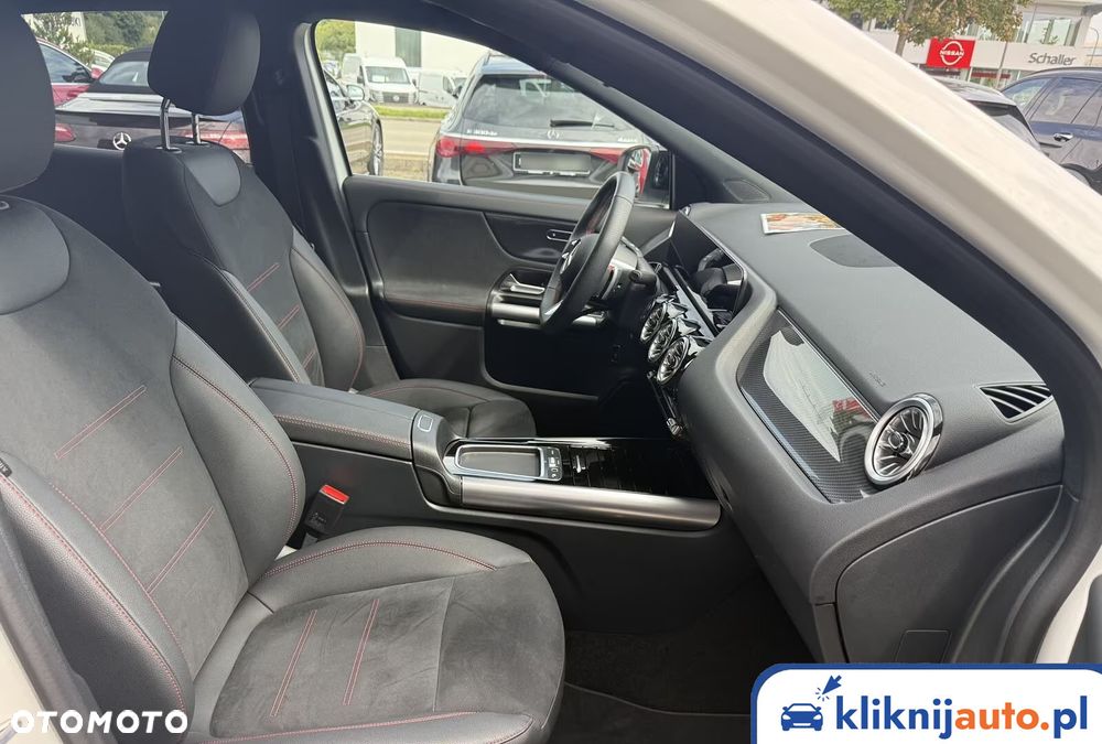 Mercedes-Benz GLA 200 AMG Line - 5