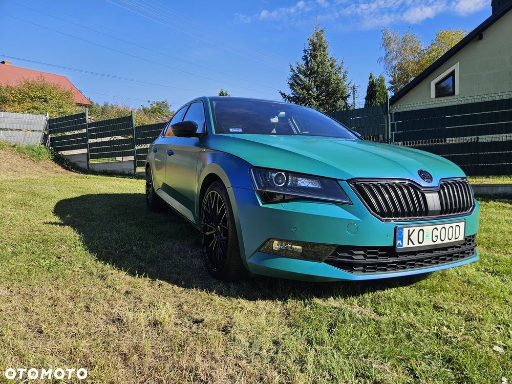 Skoda Superb 2018 photo 3