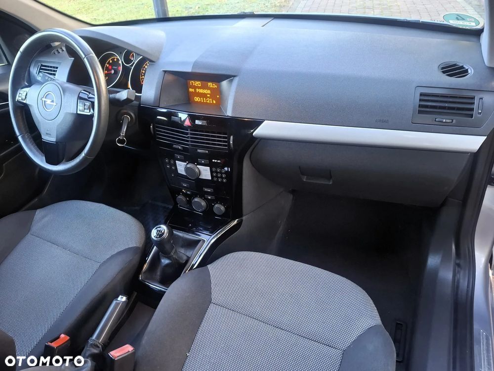 Opel Astra 1.6 Edition 111 Jahre - 34