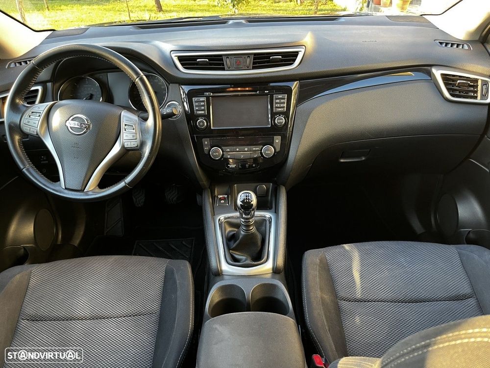 Nissan Qashqai 1.5 dCi N-Connecta 18 RS+PS - 13