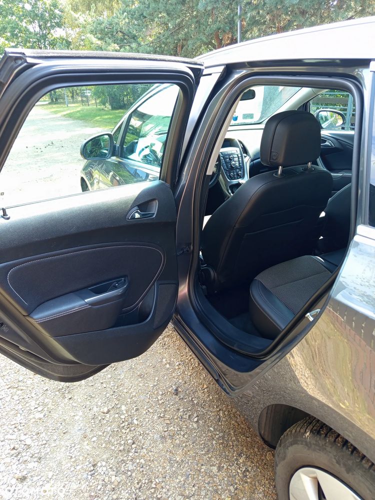 Opel Astra 1.4 Turbo - 14