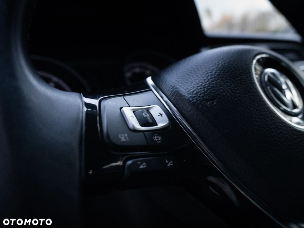 Volkswagen Golf 1.6 TDI SCR Join - 22