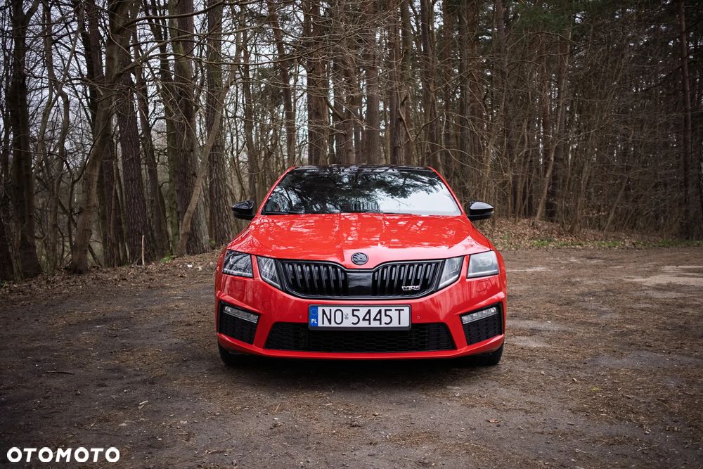 Skoda Octavia 2.0 TSI RS Challenge 245 DSG - 37