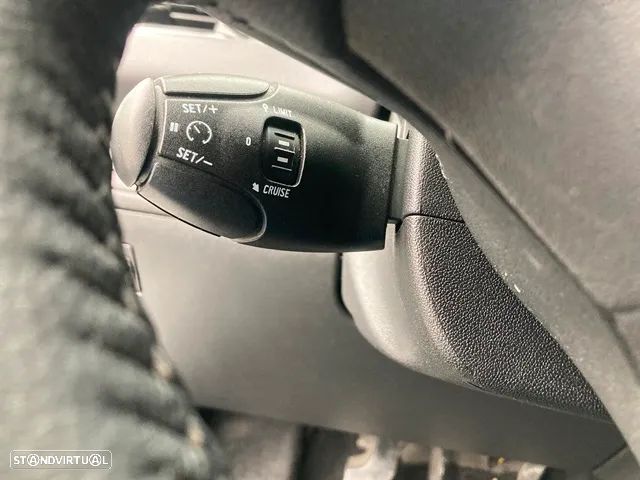 Peugeot 208 1.6 BlueHDi Active - 18