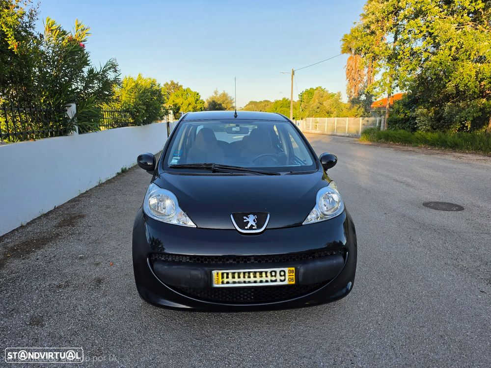 Peugeot 107 1.0 Trendy - 2