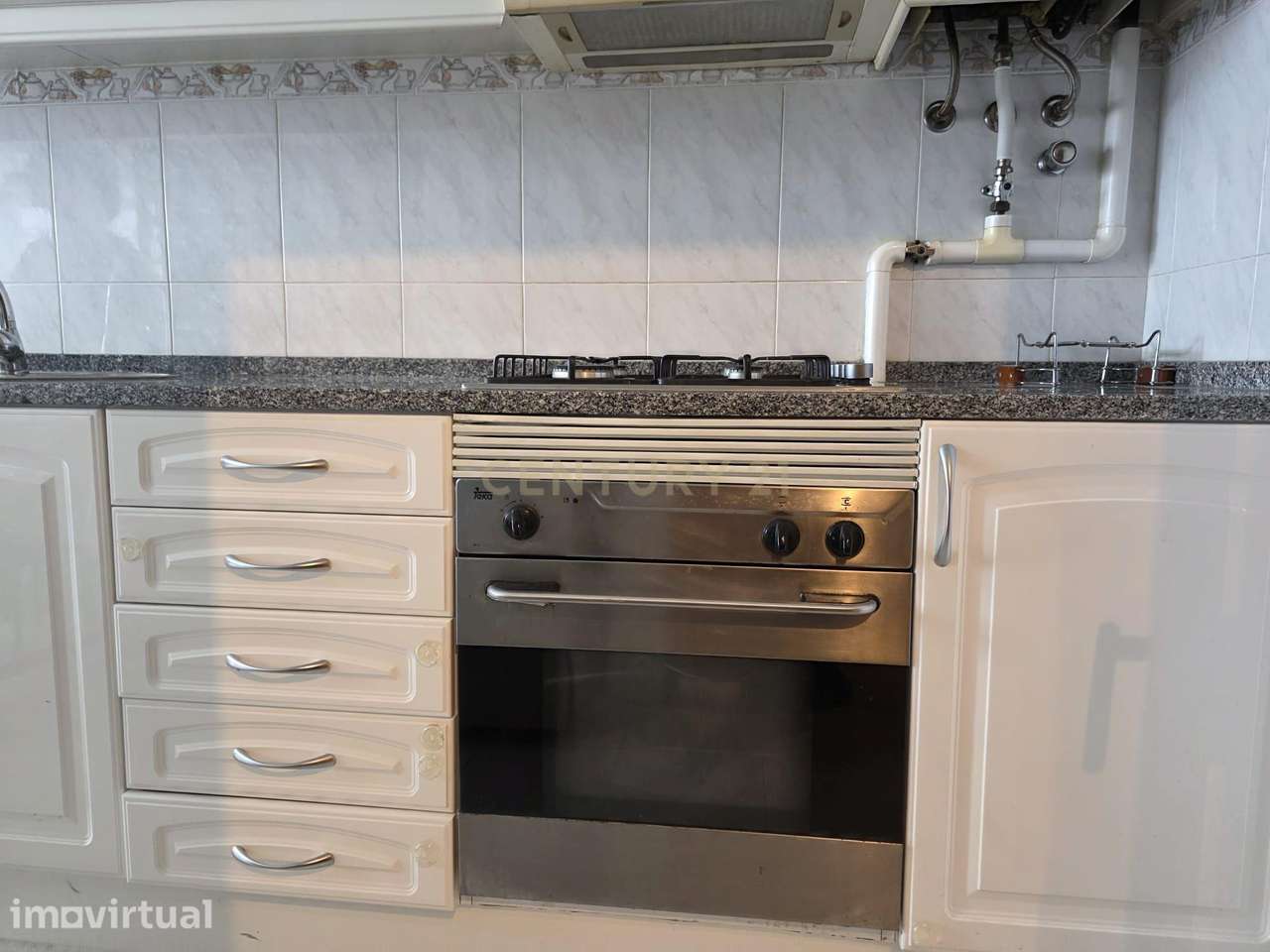 Apartamento T3 em Monte Abraão com bons acessos e proximidade a Lisboa - Grande imagem: 5/26
