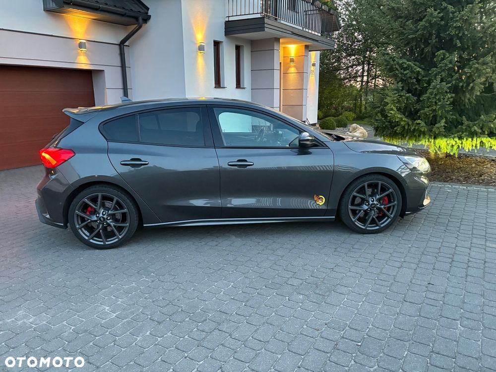 Ford Focus 2.3 EcoBoost ST - 13