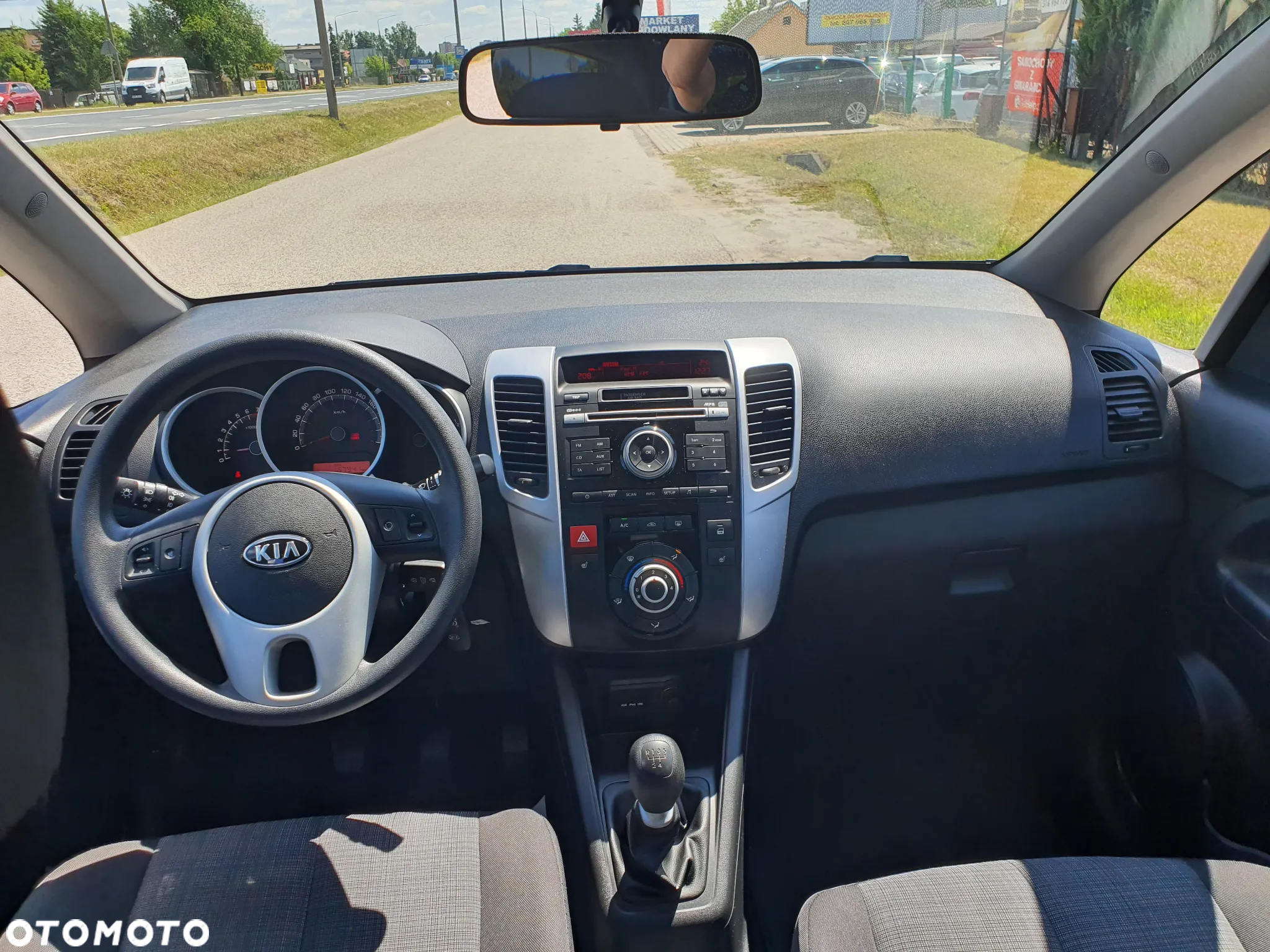 Kia Venga 1.4 CVVT Attract - 11