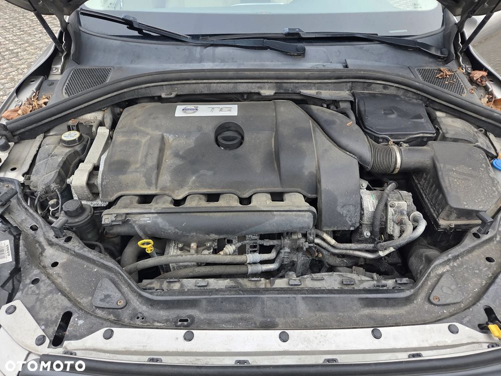 Volvo XC 60 T6 AWD Momentum - 7