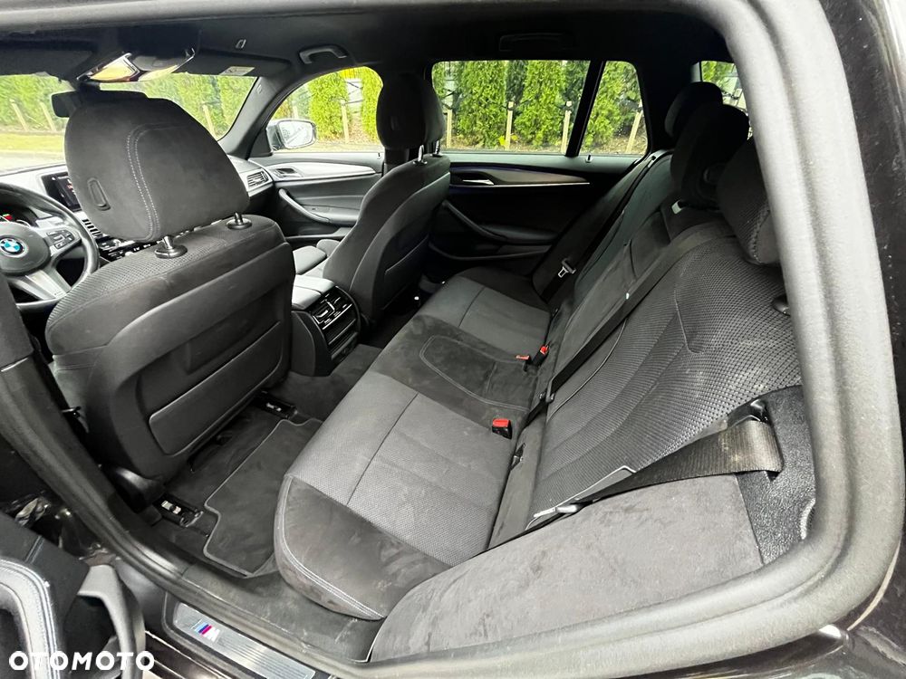 BMW Seria 5 520d M Sport Edition - 13
