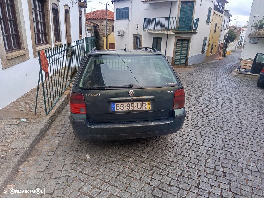 VW Passat Variant 1.9 TDi Confortline - 2
